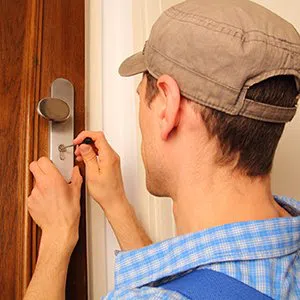 Community Locksmith Store Garland, TX 972-512-6369 - lock-opening